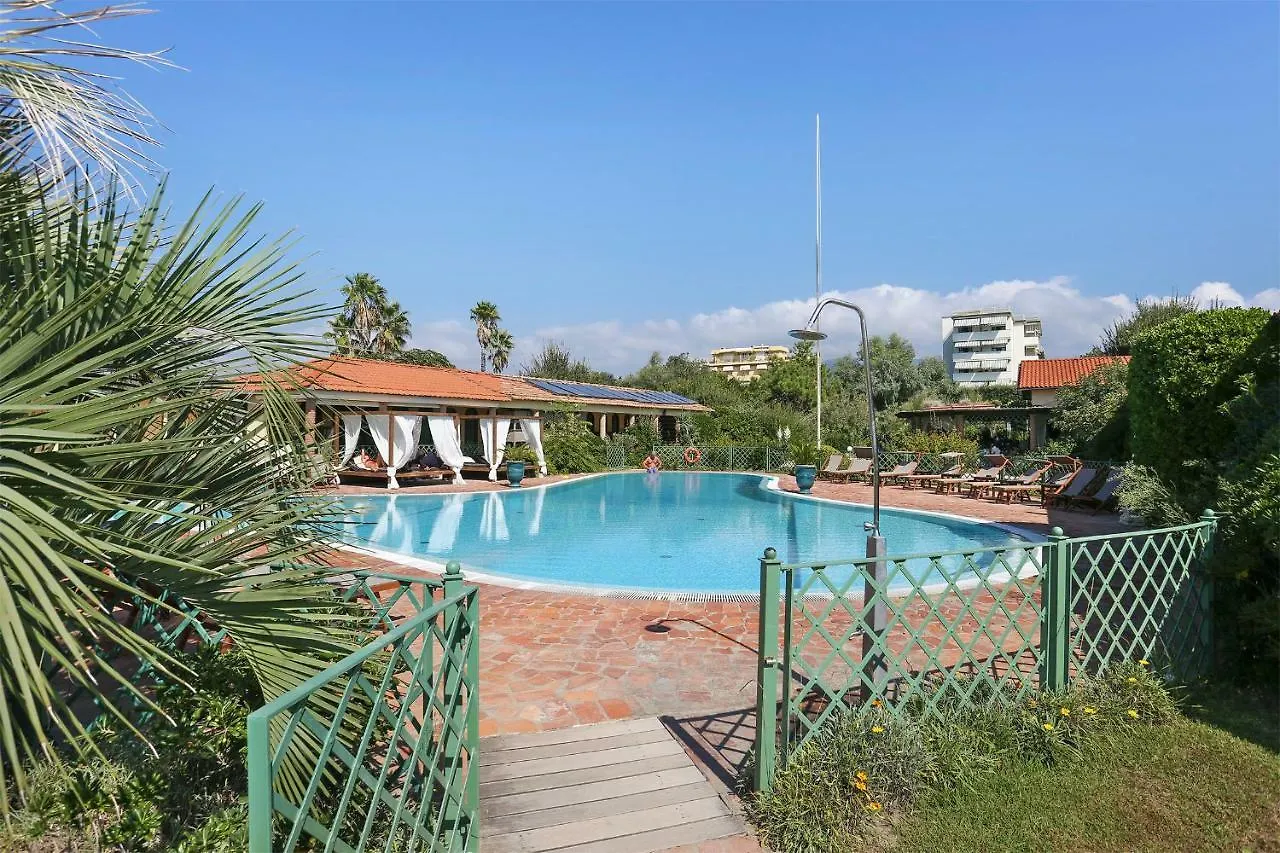 Soleado Beach House Pietrasanta Italy